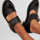 Sara | Classic Mary Janes with nastaviteľný fastening