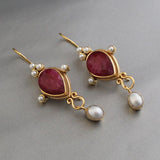 Vintage náušnice with ruby and perlové