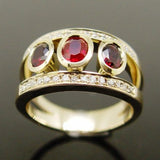 Golden Vintage Prsteň with Red Zircon
