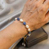 Elegantné bracelets from the perlové of the ocean