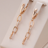 Elegantné Náušnice with Sparkling Zlatý Chains