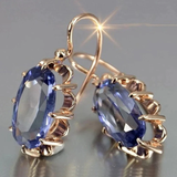 Old-fashioned náušnice with blue zircon