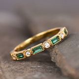 Vintage green prsteň with zircon and zlatý