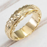 Vintage Golden Prsteň with Flowers