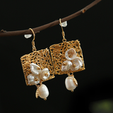 Vintage náušnice with white pearls and flowers