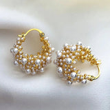 Vintage design náušnice with zlatý and pearls
