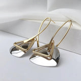 Retro style strieborný triangular prívesok and náušnice with curved hooks
